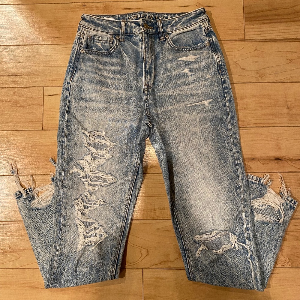 American Eagle Ripped Jeans